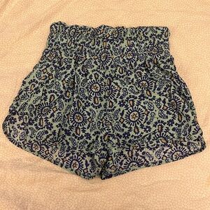 Patterned Blue FP movement running shorts